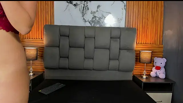 Snapshot of _MilaRose_ chatting on 03.18.26 MilaRose online show from 03.18.26