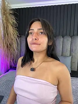 Nanda vixen  online show from 04.23.26