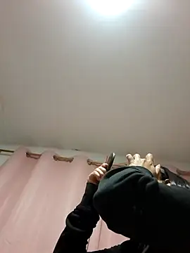 Snapshot of Ariana_Castillo__ chatting on 03.04.26 Ariana Castillo online show from 03.04.26