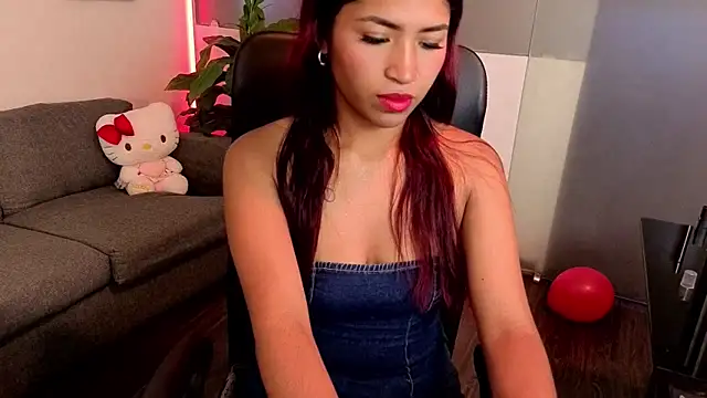 ChloeLombardi  online show from 02.16.26