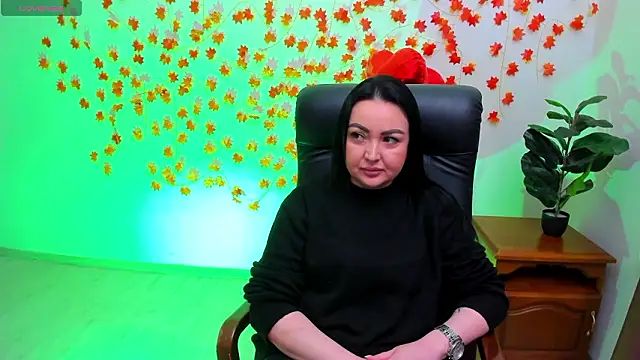 Snapshot of MilaVis chatting on 02.10.26 MilaVis online show from 02.10.26