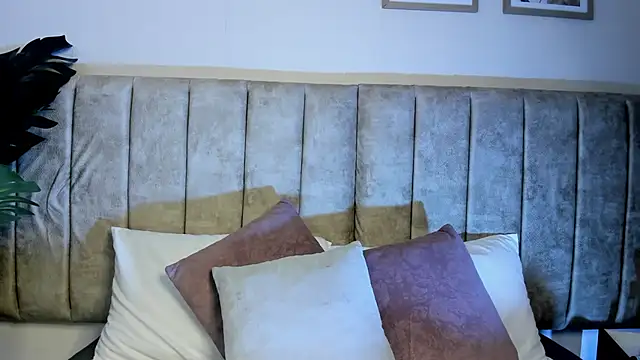 Snapshot of Roxy_Sin chatting on 03.13.26 Roxy Sin online show from 03.13.26