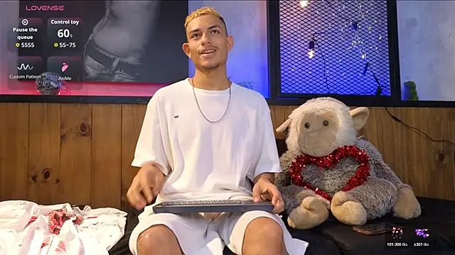 ItsZairen online show from 02.15.26