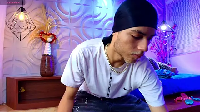 ItsZairen online show from 05.07.26