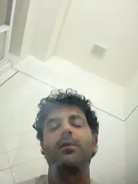 Snapshot of elia2711 chatting on 02.28.26 elia2711 online show from 02.28.26