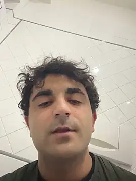 Snapshot of elia2711 chatting on 03.10.26 elia2711 online show from 03.10.26