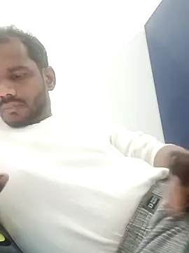 Snapshot of Daddyishere_19 chatting on 02.11.26 Daddyishere 19 online show from 02.11.26