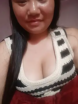 Snapshot of lisn-cute chatting on 06.24.26 lisn-cute online show from 06.24.26