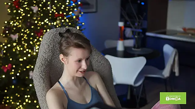 Snapshot of SilverStarIet chatting on 02.08.26 SilverStarIet online show from 02.08.26