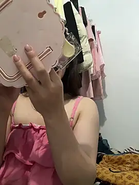 Snapshot of cuty_lusy chatting on 05.31.26 cuty lusy online show from 05.31.26