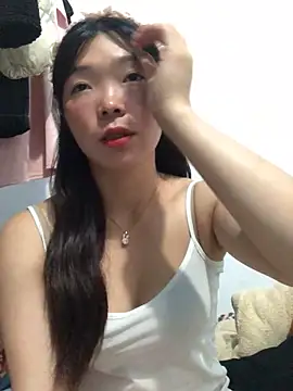Snapshot of cuty_lusy chatting on 06.12.26 cuty lusy online show from 06.12.26