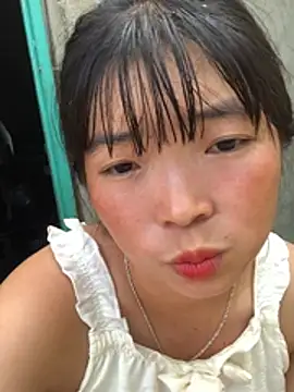 Snapshot of cuty_lusy chatting on 06.18.26 cuty lusy online show from 06.18.26