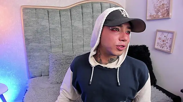 Snapshot of liam_froid chatting on 02.09.26 liam froid online show from 02.09.26