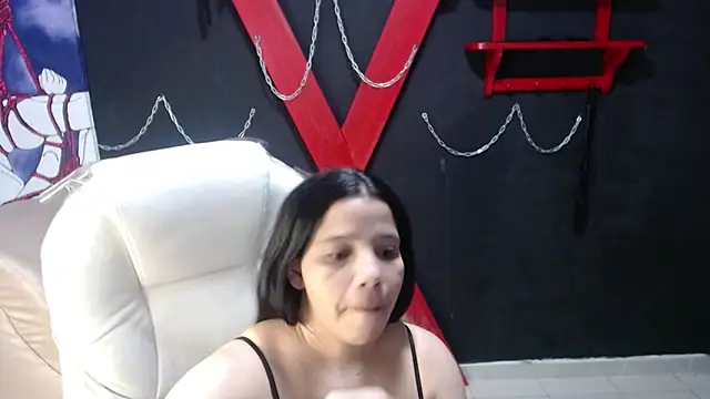 Snapshot of Zalomme chatting on 03.04.26 Zalomme online show from 03.04.26