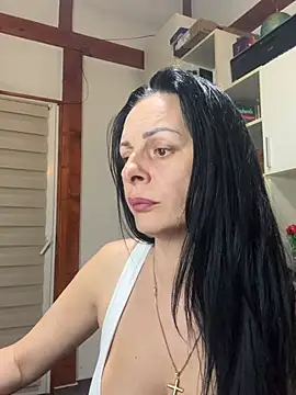 Snapshot of MiriamDelyn chatting on 04.24.26 MiriamDelyn online show from 04.24.26