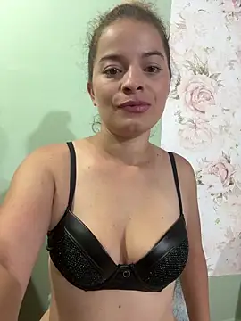 AriBeautiful online show from 02.21.26