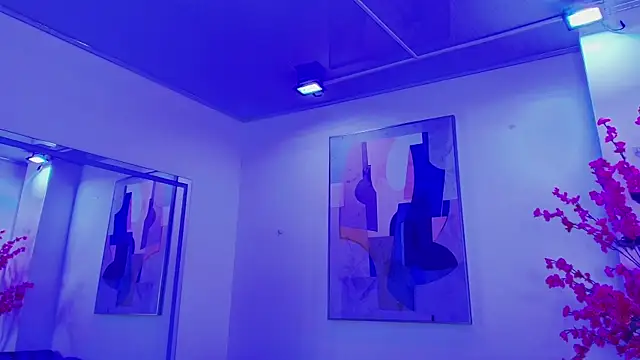 Chloe dolly online show from 04.28.26