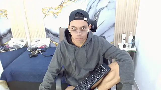 DaviidBuckx  online show from 05.10.26