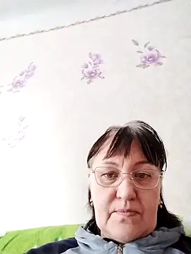 Snapshot of ViolaStar75 chatting on 02.18.26 ViolaStar75 online show from 02.18.26