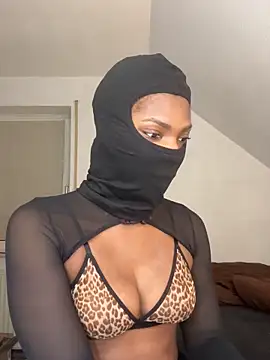 KiaraAmara online show from 02.14.26