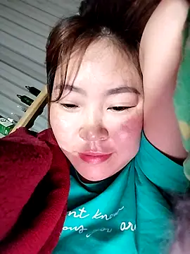 Snapshot of Yiyoongg chatting on 02.10.26 Yiyoongg online show from 02.10.26