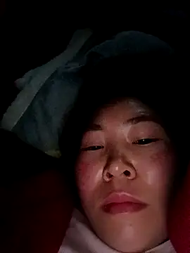 Snapshot of Yiyoongg chatting on 03.01.26 Yiyoongg online show from 03.01.26