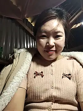 Snapshot of Yiyoongg chatting on 03.08.26 Yiyoongg online show from 03.08.26