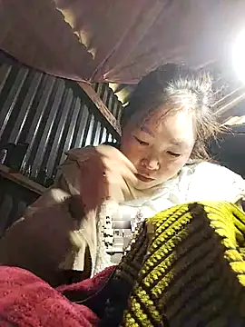 Snapshot of Yiyoongg chatting on 03.10.26 Yiyoongg online show from 03.10.26