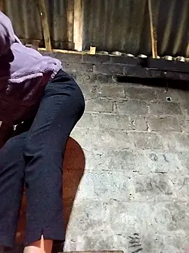 Snapshot of Yiyoongg chatting on 03.17.26 Yiyoongg online show from 03.17.26