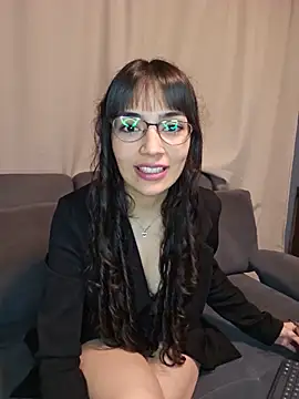 Snapshot of VelvetSolez chatting on 05.21.26 VelvetSolez online show from 05.21.26