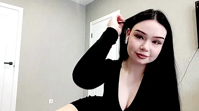 Snapshot of MiaAsterr chatting on 02.28.26 MiaAsterr online show from 02.28.26