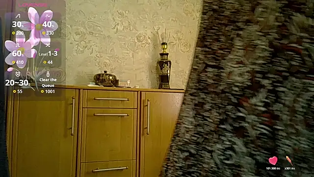 Snapshot of CurvyWild_Lady30 chatting on 03.28.26 CurvyWild Lady30 online show from 03.28.26