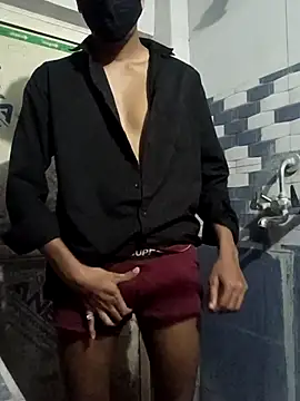 Snapshot of hotyboy_89 chatting on 03.10.26 hotyboy 89 online show from 03.10.26