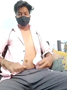 Snapshot of hotyboy_89 chatting on 03.14.26 hotyboy 89 online show from 03.14.26