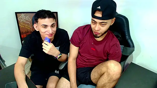 Snapshot of Xanderstone00 chatting on 03.10.26 Xanderstone00 online show from 03.10.26