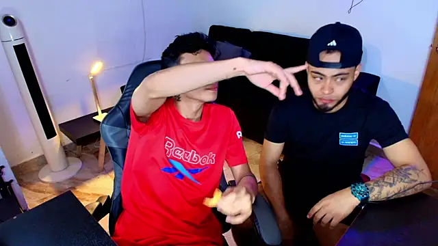 Snapshot of Xanderstone00 chatting on 03.12.26 Xanderstone00 online show from 03.12.26