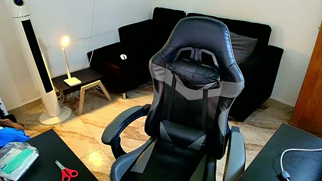 Snapshot of Xanderstone00 chatting on 03.16.26 Xanderstone00 online show from 03.16.26