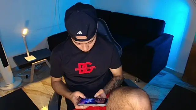 Snapshot of Xanderstone00 chatting on 03.19.26 Xanderstone00 online show from 03.19.26