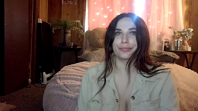 Snapshot of VelvetBrunetteXo chatting on 05.15.26 VelvetBrunetteXo online show from 05.15.26