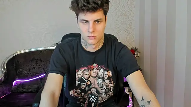 Snapshot of DamonBev chatting on 02.11.26 DamonBev online show from 02.11.26