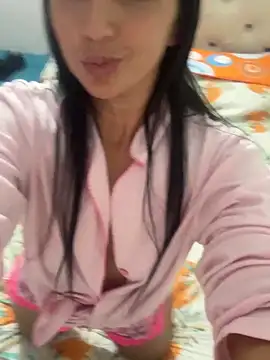 Snapshot of Bella_sex69 chatting on 02.12.26 Bella sex69 online show from 02.12.26