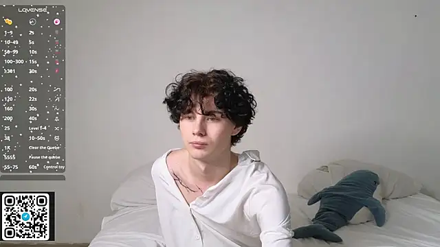 Snapshot of moon_Gloww chatting on 02.11.26 moon Gloww online show from 02.11.26