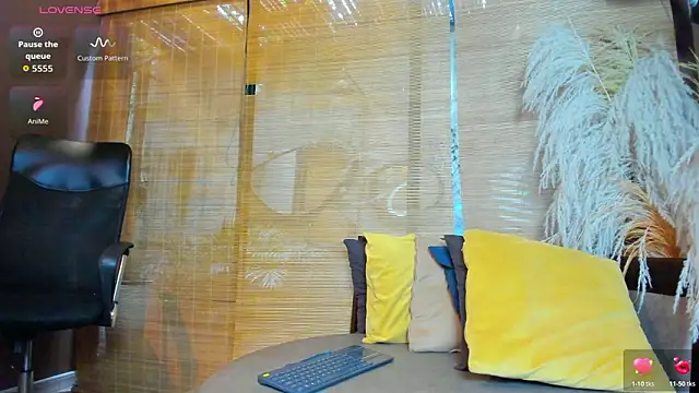 sophieBlair  online show from 03.08.26