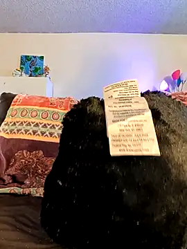 Snapshot of Phoebeelliot chatting on 02.08.26 Phoebeelliot online show from 02.08.26