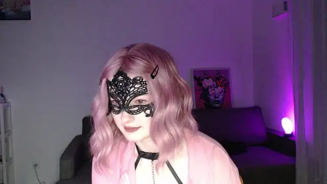 LunaXcherry online show from 02.26.26