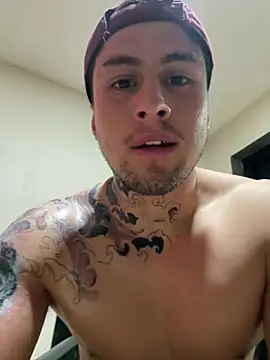 Snapshot of BostonFit chatting on 02.09.26 BostonFit online show from 02.09.26