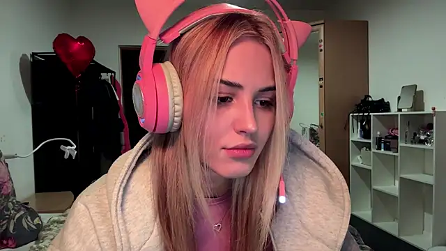 Evva mayy online show from 02.15.26