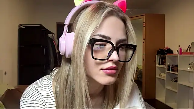 Evva mayy online show from 03.27.26