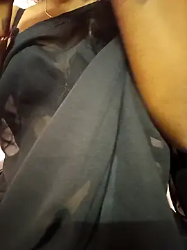 Snapshot of manu_sexy_ chatting on 03.25.26 manu sexy online show from 03.25.26