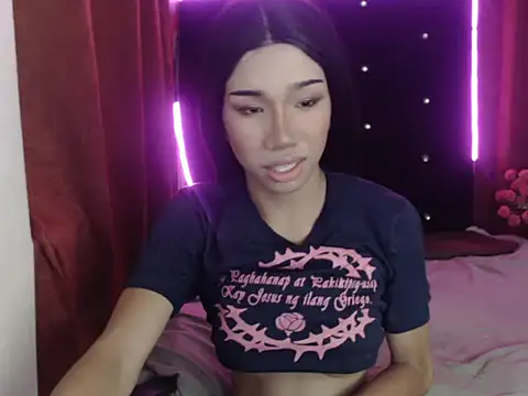 Queenoflustx online show from 05.03.26